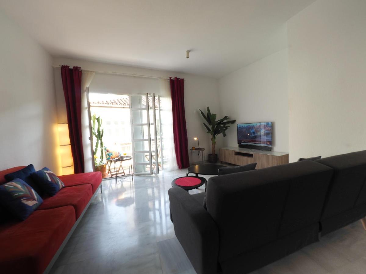 Ollerias RooMalaga by Bossh Apartments Exterior foto